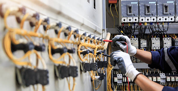 Professional Electrician technician working in Brentwood, CA